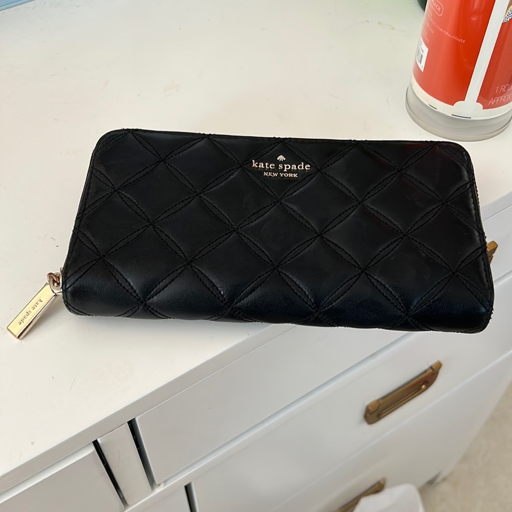 Black Kate Spade Quilted Wallet